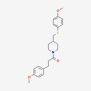 3-(4-Methoxyphenyl)-1-(4-(((4-methoxyphenyl)thio)methyl)piperidin-1-yl)propan-1-one
