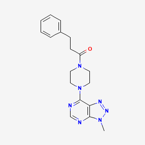 molecular formula C18H21N7O B2846843 1-(4-(3-methyl-3H-[1,2,3]triazolo[4,5-d]pyrimidin-7-yl)piperazin-1-yl)-3-phenylpropan-1-one CAS No. 1060208-38-9