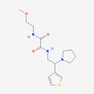 molecular formula C15H23N3O3S B2847305 N1-(2-甲氧基乙基)-N2-(2-(吡咯烷-1-基)-2-(噻吩-3-基)乙基)草酰胺 CAS No. 946355-42-6