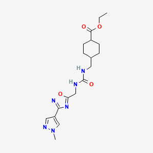 molecular formula C18H26N6O4 B2847509 ethyl 4-((3-((3-(1-methyl-1H-pyrazol-4-yl)-1,2,4-oxadiazol-5-yl)methyl)ureido)methyl)cyclohexanecarboxylate CAS No. 2034297-98-6