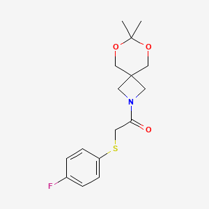 1-(7,7-Dimethyl-6,8-dioxa-2-azaspiro[3.5]nonan-2-yl)-2-((4-fluorophenyl)thio)ethanone