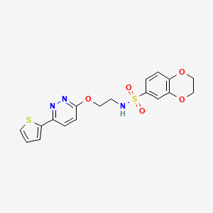 molecular formula C18H17N3O5S2 B2847935 N-(2-((6-(thiophen-2-yl)pyridazin-3-yl)oxy)ethyl)-2,3-dihydrobenzo[b][1,4]dioxine-6-sulfonamide CAS No. 920244-19-5