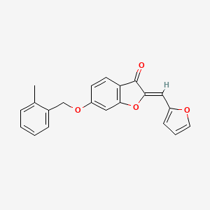 molecular formula C21H16O4 B2848881 (Z)-2-(呋喃-2-基甲亚烯)-6-((2-甲基苯基)氧基)苯并呋喃-3(2H)-酮 CAS No. 620548-66-5