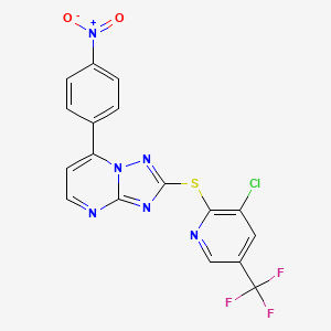 molecular formula C17H8ClF3N6O2S B2848983 2-((3-Chloro-5-(trifluoromethyl)-2-pyridinyl)sulfanyl)-7-(4-nitrophenyl)(1,2,4)triazolo[1,5-a]pyrimidine CAS No. 338775-10-3