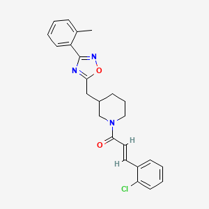 (E)-3-(2-chlorophenyl)-1-(3-((3-(o-tolyl)-1,2,4-oxadiazol-5-yl)methyl)piperidin-1-yl)prop-2-en-1-one