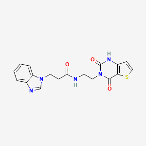 molecular formula C18H17N5O3S B2850101 3-(1H-benzo[d]imidazol-1-yl)-N-(2-(2,4-dioxo-1,2-dihydrothieno[3,2-d]pyrimidin-3(4H)-yl)ethyl)propanamide CAS No. 2034350-13-3