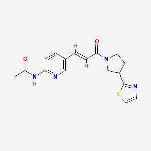 (E)-N-(5-(3-oxo-3-(3-(thiazol-2-yl)pyrrolidin-1-yl)prop-1-en-1-yl)pyridin-2-yl)acetamide