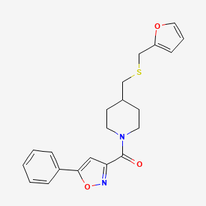 molecular formula C21H22N2O3S B2852570 (4-(((呋喃-2-基甲基)硫代)甲基)哌啶-1-基)(5-苯基异恶唑-3-基)甲酮 CAS No. 1396630-60-6