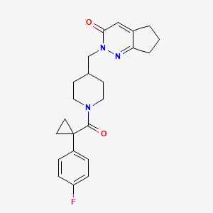 molecular formula C23H26FN3O2 B2853040 2-({1-[1-(4-fluorophenyl)cyclopropanecarbonyl]piperidin-4-yl}methyl)-2H,3H,5H,6H,7H-cyclopenta[c]pyridazin-3-one CAS No. 2097922-93-3