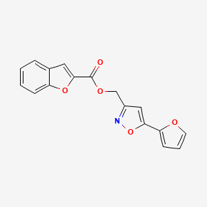 molecular formula C17H11NO5 B2853195 (5-(Furan-2-yl)isoxazol-3-yl)methyl benzofuran-2-carboxylate CAS No. 1105243-99-9