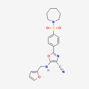 molecular formula C21H22N4O4S B2853469 2-(4-(Azepan-1-ylsulfonyl)phenyl)-5-((furan-2-ylmethyl)amino)oxazole-4-carbonitrile CAS No. 941247-27-4