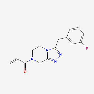 molecular formula C15H15FN4O B2855002 1-[3-[(3-Fluorophenyl)methyl]-6,8-dihydro-5H-[1,2,4]triazolo[4,3-a]pyrazin-7-yl]prop-2-en-1-one CAS No. 2189499-05-4