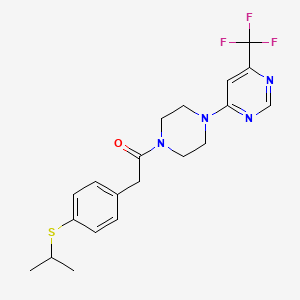 2-(4-(Isopropylthio)phenyl)-1-(4-(6-(trifluoromethyl)pyrimidin-4-yl)piperazin-1-yl)ethanone