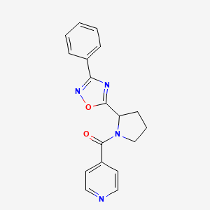 molecular formula C18H16N4O2 B2856917 4-{[2-(3-Phenyl-1,2,4-oxadiazol-5-yl)pyrrolidin-1-yl]carbonyl}pyridine CAS No. 1787855-67-7