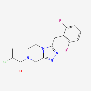 molecular formula C15H15ClF2N4O B2857583 2-Chloro-1-[3-[(2,6-difluorophenyl)methyl]-6,8-dihydro-5H-[1,2,4]triazolo[4,3-a]pyrazin-7-yl]propan-1-one CAS No. 2411224-30-9