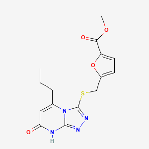 molecular formula C15H16N4O4S B2858635 Methyl 5-(((7-oxo-5-propyl-7,8-dihydro-[1,2,4]triazolo[4,3-a]pyrimidin-3-yl)thio)methyl)furan-2-carboxylate CAS No. 891124-44-0