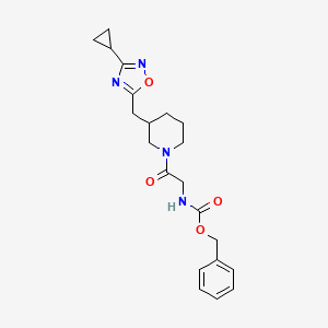 Benzyl (2-(3-((3-cyclopropyl-1,2,4-oxadiazol-5-yl)methyl)piperidin-1-yl)-2-oxoethyl)carbamate