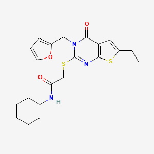 molecular formula C21H25N3O3S2 B2859798 N-cyclohexyl-2-[6-ethyl-3-(furan-2-ylmethyl)-4-oxothieno[2,3-d]pyrimidin-2-yl]sulfanylacetamide CAS No. 717874-16-3