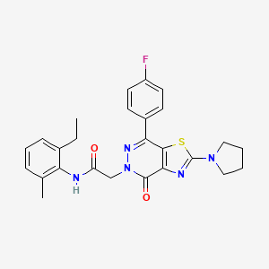 molecular formula C26H26FN5O2S B2861355 N-(2-乙基-6-甲基苯基)-2-(7-(4-氟苯基)-4-氧代-2-(吡咯烷-1-基)噻唑并[4,5-d]嘧啶-5(4H)-基)乙酰胺 CAS No. 1170049-08-7