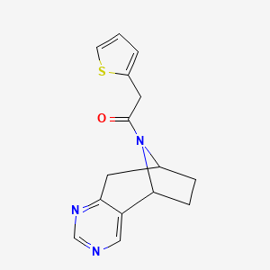 molecular formula C15H15N3OS B2861704 1-((5R,8S)-6,7,8,9-四氢-5H-5,8-二亚氨基环庚并[d]嘧啶-10-基)-2-(噻吩-2-基)乙酮 CAS No. 1903536-75-3