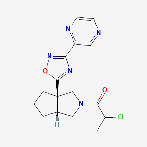1-[(3Ar,6aR)-3a-(3-pyrazin-2-yl-1,2,4-oxadiazol-5-yl)-1,3,4,5,6,6a-hexahydrocyclopenta[c]pyrrol-2-yl]-2-chloropropan-1-one