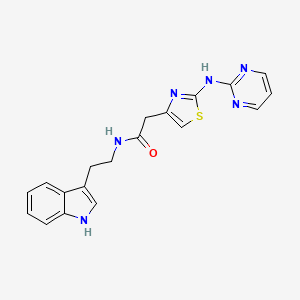 molecular formula C19H18N6OS B2862676 N-(2-(1H-indol-3-yl)ethyl)-2-(2-(pyrimidin-2-ylamino)thiazol-4-yl)acetamide CAS No. 1226441-35-5