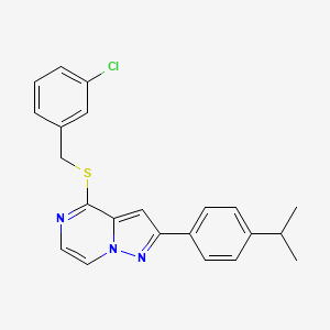 molecular formula C22H20ClN3S B2862865 4-[(3-Chlorobenzyl)thio]-2-(4-isopropylphenyl)pyrazolo[1,5-a]pyrazine CAS No. 1223982-36-2