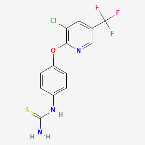 molecular formula C13H9ClF3N3OS B2863056 (4-{[3-Chloro-5-(trifluoromethyl)pyridin-2-yl]oxy}phenyl)thiourea CAS No. 1797096-10-6