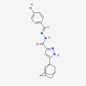 molecular formula C21H24N4O2 B2863842 (E)-3-((1S,3s)-adamantan-1-yl)-N'-(4-hydroxybenzylidene)-1H-pyrazole-5-carbohydrazide CAS No. 1285537-52-1