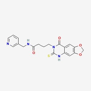 molecular formula C19H18N4O4S B2864824 4-(8-氧代-6-硫代亚甲基-5H-[1,3]二噁唑并[4,5-g]喹唑啉-7-基)-N-(吡啶-3-基甲基)丁酰胺 CAS No. 688054-60-6