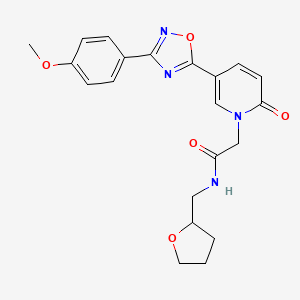 2-(5-(3-(4-methoxyphenyl)-1,2,4-oxadiazol-5-yl)-2-oxopyridin-1(2H)-yl)-N-((tetrahydrofuran-2-yl)methyl)acetamide