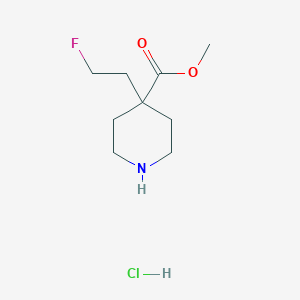 molecular formula C9H17ClFNO2 B2866894 4-(2-氟乙基)哌啶-4-甲酸甲酯；盐酸盐 CAS No. 2416229-12-2