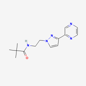 molecular formula C14H19N5O B2867074 N-(2-(3-(吡嗪-2-基)-1H-吡唑-1-基)乙基)叔丁酰胺 CAS No. 2034414-76-9