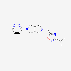 3-Methyl-6-(5-{[3-(propan-2-yl)-1,2,4-oxadiazol-5-yl]methyl}-octahydropyrrolo[3,4-c]pyrrol-2-yl)pyridazine