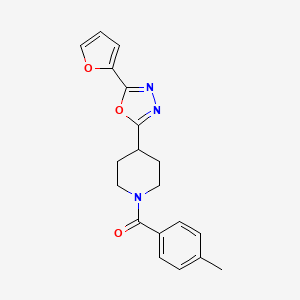 (4-(5-(Furan-2-yl)-1,3,4-oxadiazol-2-yl)piperidin-1-yl)(p-tolyl)methanone