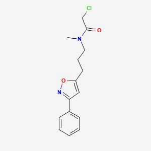 molecular formula C15H17ClN2O2 B2867925 2-Chloro-N-methyl-N-[3-(3-phenyl-1,2-oxazol-5-yl)propyl]acetamide CAS No. 2411221-02-6