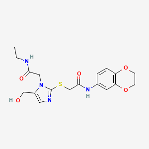 molecular formula C18H22N4O5S B2868478 N-(2,3-dihydrobenzo[b][1,4]dioxin-6-yl)-2-((1-(2-(ethylamino)-2-oxoethyl)-5-(hydroxymethyl)-1H-imidazol-2-yl)thio)acetamide CAS No. 921563-67-9