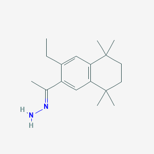 molecular formula C18H28N2 B2871993 (1E)-[1-(3-ethyl-5,5,8,8-tetramethyl-5,6,7,8-tetrahydronaphthalen-2-yl)ethylidene]hydrazine CAS No. 401464-31-1