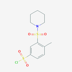 molecular formula C12H16ClNO4S2 B2872044 4-甲基-3-(哌啶-1-基磺酰基)苯磺酰氯 CAS No. 923807-79-8