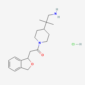 molecular formula C19H29ClN2O2 B2874388 1-[4-(1-氨基-2-甲基丙-2-基)哌啶-1-基]-2-(1,3-二氢-2-苯并呋喃-1-基)乙酮；盐酸盐 CAS No. 2418719-16-9