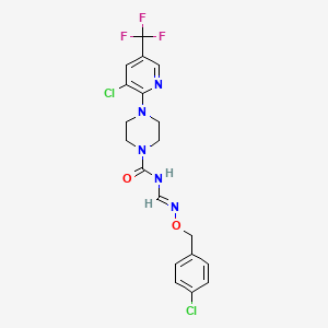 molecular formula C19H18Cl2F3N5O2 B2874452 4-[3-chloro-5-(trifluoromethyl)pyridin-2-yl]-N-[(1E)-{[(4-chlorophenyl)methoxy]amino}methylidene]piperazine-1-carboxamide CAS No. 338979-05-8
