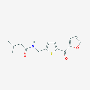 molecular formula C15H17NO3S B2875454 N-((5-(furan-2-carbonyl)thiophen-2-yl)methyl)-3-methylbutanamide CAS No. 1797546-76-9