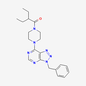 molecular formula C21H27N7O B2875661 1-(4-(3-苄基-3H-[1,2,3]三唑并[4,5-d]嘧啶-7-基)哌嗪-1-基)-2-乙基丁烷-1-酮 CAS No. 920186-18-1
