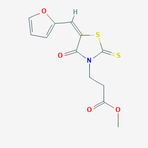 molecular formula C12H11NO4S2 B2875963 (E)-methyl 3-(5-(furan-2-ylmethylene)-4-oxo-2-thioxothiazolidin-3-yl)propanoate CAS No. 303117-20-6