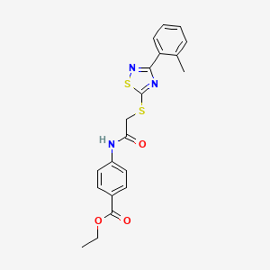 molecular formula C20H19N3O3S2 B2876344 4-(2-((3-(邻甲苯基)-1,2,4-噻二唑-5-基)硫代)乙酰氨基)苯甲酸乙酯 CAS No. 864918-76-3