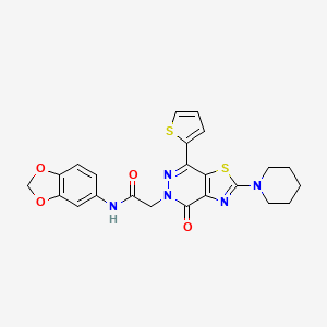 molecular formula C23H21N5O4S2 B2876607 N-(苯并[d][1,3]二氧杂环-5-基)-2-(4-氧代-2-(哌啶-1-基)-7-(噻吩-2-基)噻唑并[4,5-d]哒嗪-5(4H)-基)乙酰胺 CAS No. 1105219-65-5