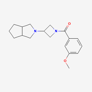 molecular formula C18H24N2O2 B2877532 [3-(3,3a,4,5,6,6a-Hexahydro-1H-cyclopenta[c]pyrrol-2-yl)azetidin-1-yl]-(3-methoxyphenyl)methanone CAS No. 2415598-94-4