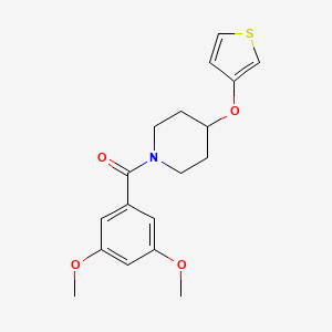 molecular formula C18H21NO4S B2877602 (3,5-二甲氧基苯基)(4-(噻吩-3-基氧基)哌啶-1-基)甲酮 CAS No. 2034302-24-2