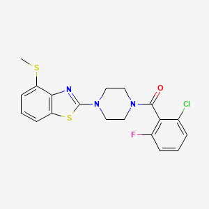(2-Chloro-6-fluorophenyl)(4-(4-(methylthio)benzo[d]thiazol-2-yl)piperazin-1-yl)methanone