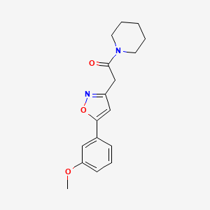 molecular formula C17H20N2O3 B2879257 2-(5-(3-甲氧基苯基)异恶唑-3-基)-1-(哌啶-1-基)乙酮 CAS No. 953137-74-1